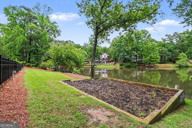 8895 Willowbrae Lane, Roswell, GA 30076