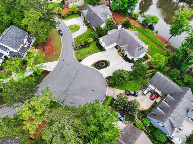 8895 Willowbrae Lane, Roswell, GA 30076