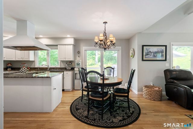 151 Lantern Park Lane South, Southbury, CT 06488