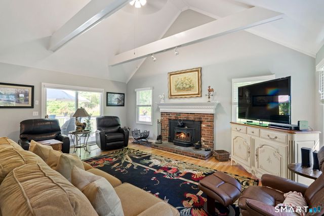 151 Lantern Park Lane South, Southbury, CT 06488