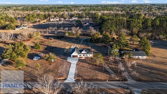 112 Foxwood Drive, Odum, GA 31555