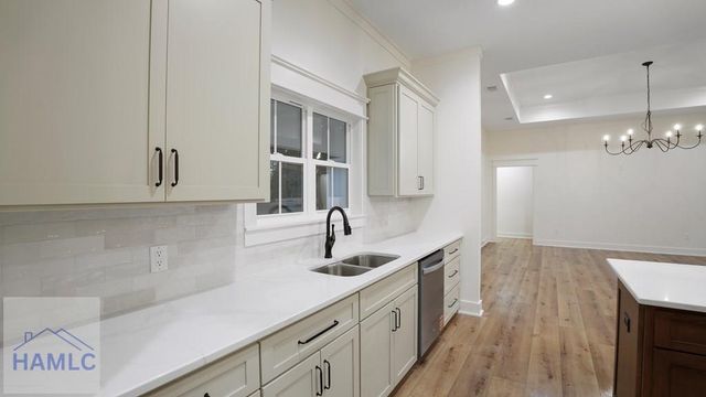 112 Foxwood Drive, Odum, GA 31555