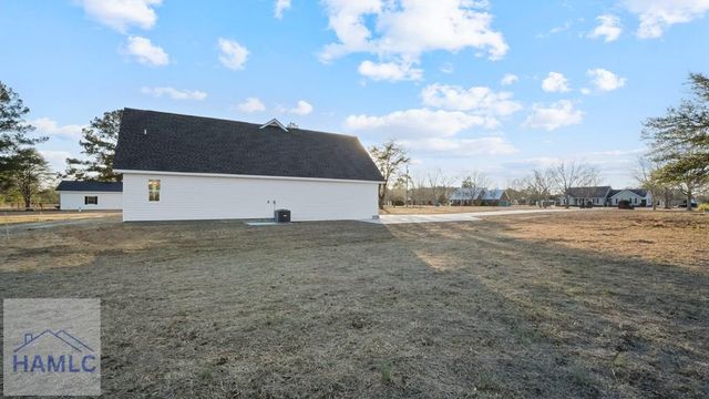 112 Foxwood Drive, Odum, GA 31555