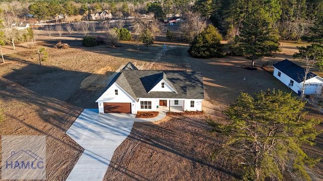 112 Foxwood Drive, Odum, GA 31555