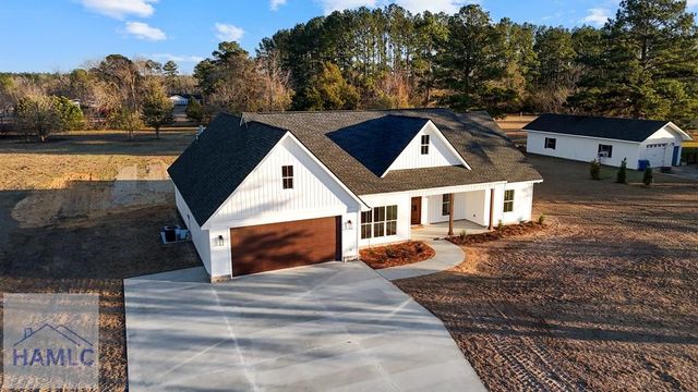 112 Foxwood Drive, Odum, GA 31555