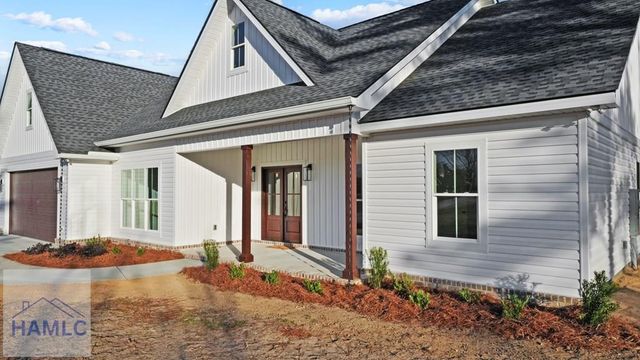 112 Foxwood Drive, Odum, GA 31555