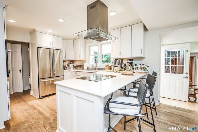 188 Compo Road South, Westport, CT 06880