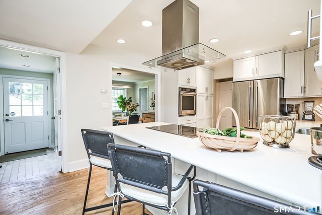 188 Compo Road South, Westport, CT 06880