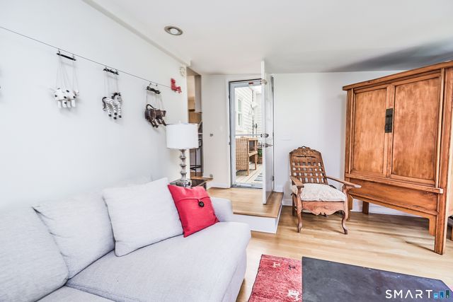 188 Compo Road South, Westport, CT 06880