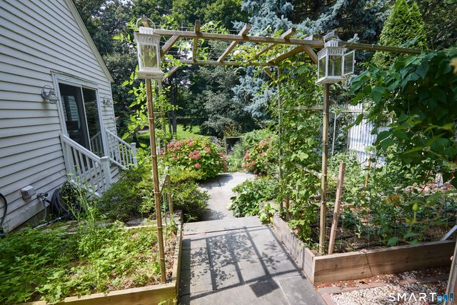 188 Compo Road South, Westport, CT 06880