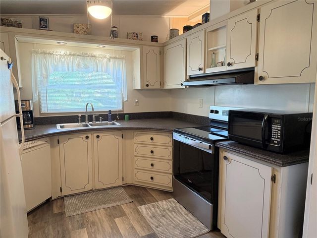 40 MAGNOLIA LANE, Wildwood, FL 34785