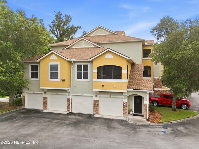 8539 GATE Parkway W 629, Jacksonville, FL 32216