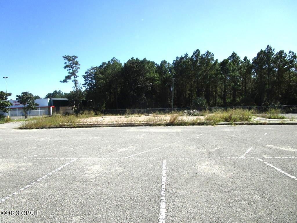 Image 11 of property listing at 7413 Front Beach Road, Panama City Beach, FL 32407
