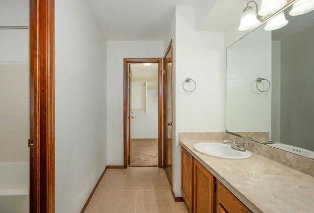 12413 SW 14th Street, Yukon, OK 73099