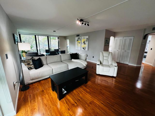 1201 River Reach Drive 110, Fort Lauderdale, FL 33315