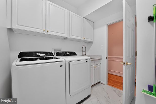 1316 W SEMINARY AVE, Lutherville Timonium, MD 21093