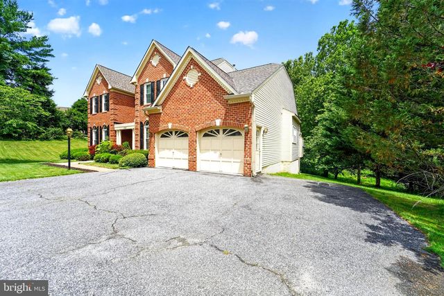 1316 W SEMINARY AVE, Lutherville Timonium, MD 21093
