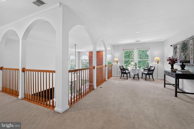 1316 W SEMINARY AVE, Lutherville Timonium, MD 21093
