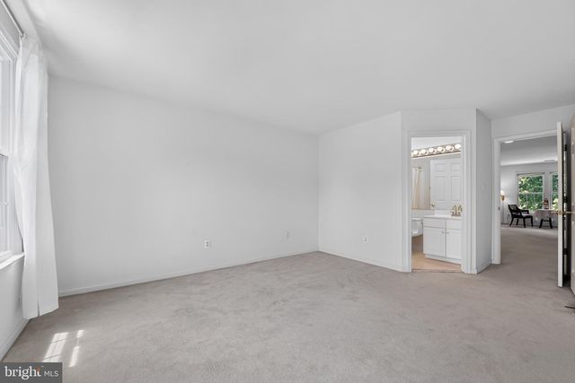 1316 W SEMINARY AVE, Lutherville Timonium, MD 21093