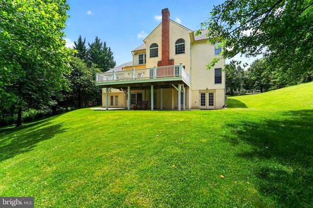 1316 W SEMINARY AVE, Lutherville Timonium, MD 21093