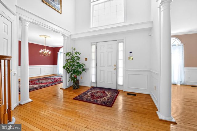 1316 W SEMINARY AVE, Lutherville Timonium, MD 21093