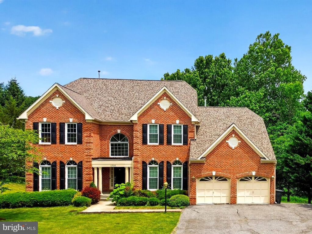 1316 W SEMINARY AVE, Lutherville Timonium, MD 21093