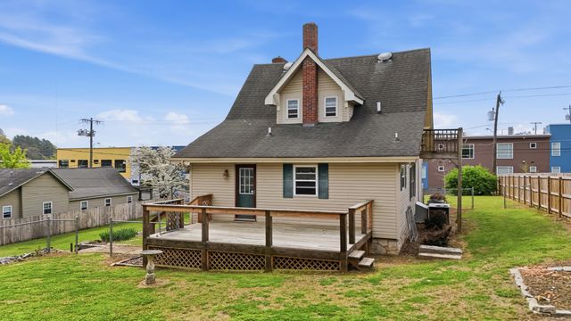 111 W Manning Street, Chattanooga, TN 37405