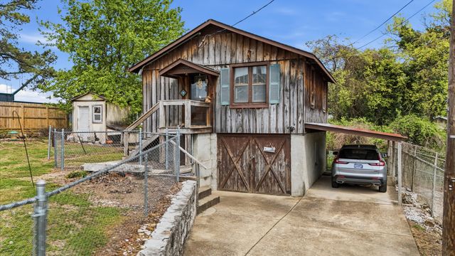 111 W Manning Street, Chattanooga, TN 37405