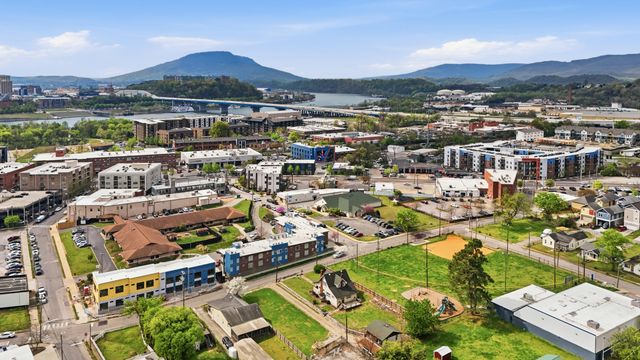 111 W Manning Street, Chattanooga, TN 37405