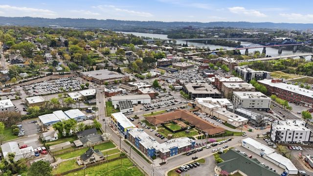 111 W Manning Street, Chattanooga, TN 37405