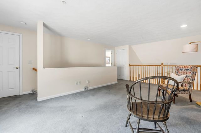 34 Mammoth Rd Unit 25, Hooksett, NH 03106