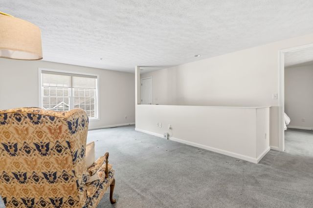 34 Mammoth Rd Unit 25, Hooksett, NH 03106