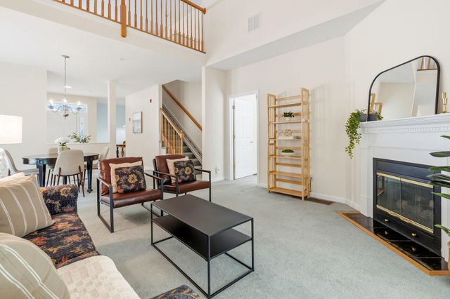 34 Mammoth Rd Unit 25, Hooksett, NH 03106