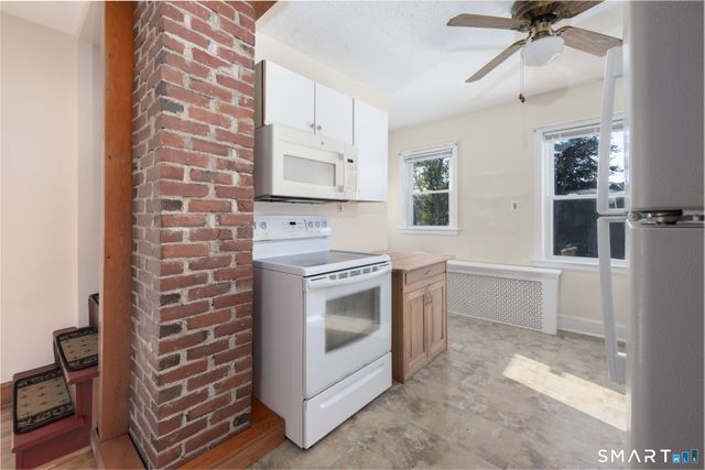 27 Kodak Street, Waterbury, CT 06704