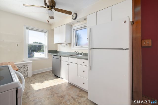 27 Kodak Street, Waterbury, CT 06704
