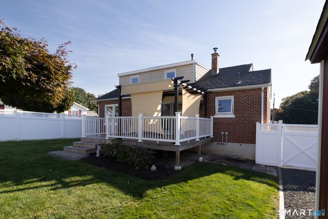 27 Kodak Street, Waterbury, CT 06704