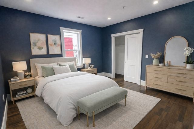 567 Park St 3, Boston, MA 02124