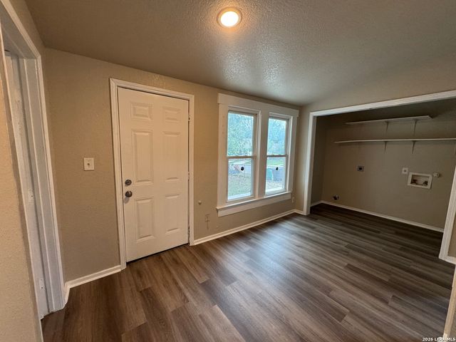 420 Clark Ave, San Antonio, TX 78203