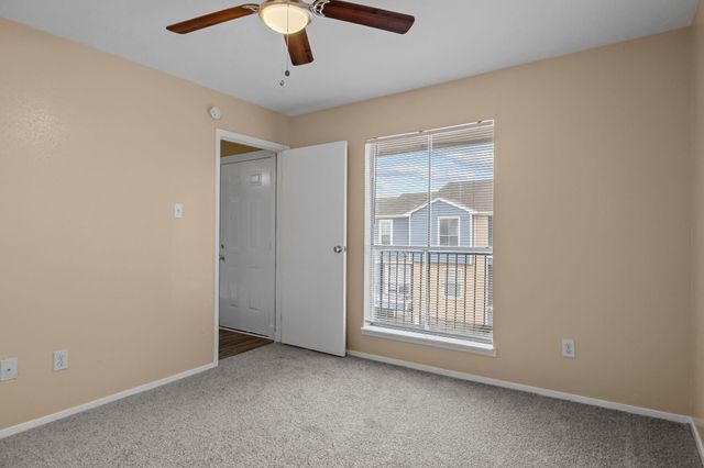 18515 Egret Bay Boulevard 1208, Webster, TX 77058