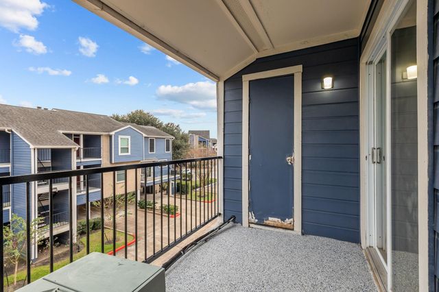 18515 Egret Bay Boulevard 1208, Webster, TX 77058