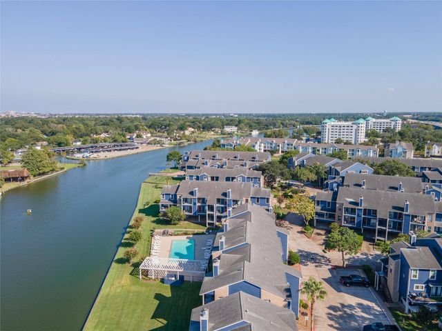 18515 Egret Bay Boulevard 1208, Webster, TX 77058