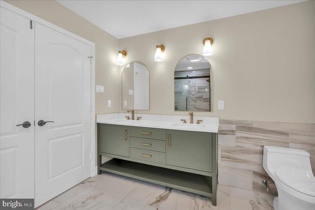 5 HAMILTON CT, Southampton, NJ 08088