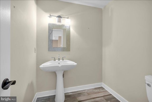 5 HAMILTON CT, Southampton, NJ 08088