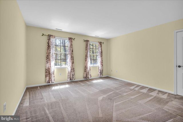 5 HAMILTON CT, Southampton, NJ 08088