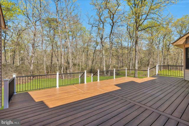 5 HAMILTON CT, Southampton, NJ 08088