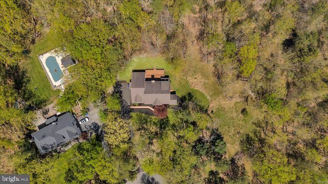 5 HAMILTON CT, Southampton, NJ 08088