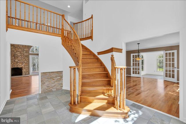 5 HAMILTON CT, Southampton, NJ 08088