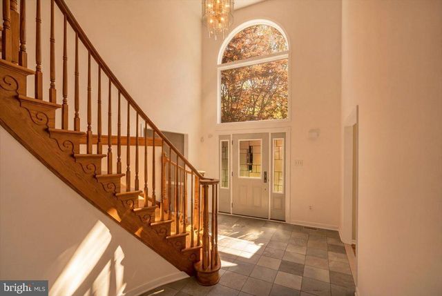 5 HAMILTON CT, Southampton, NJ 08088