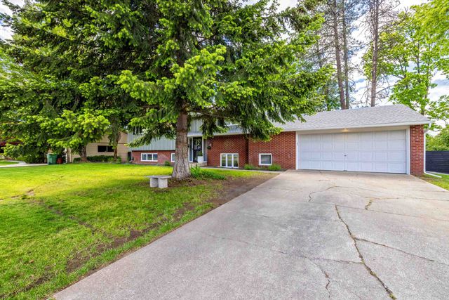4056 S Madelia St, Spokane, WA 99203