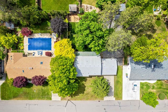 4056 S Madelia St, Spokane, WA 99203